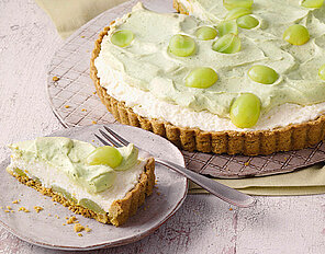 Matcha-Tarte mit Weintrauben