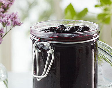 Schwarze Johannisbeermarmelade