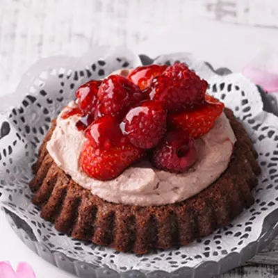 Tartelettes mit Schokocreme und Beeren