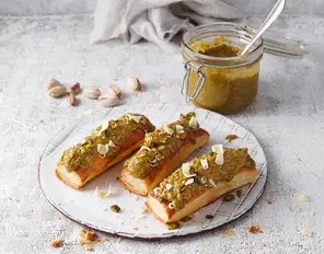 Pistaziencreme mit weißer Schokolade