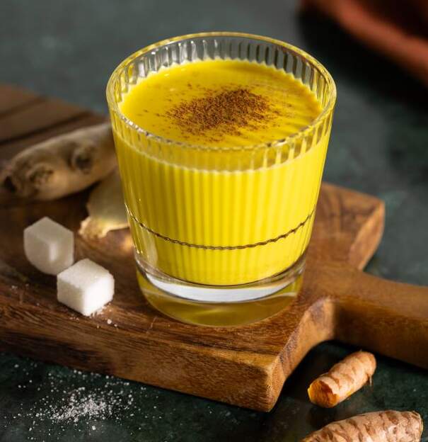 Goldene Milch