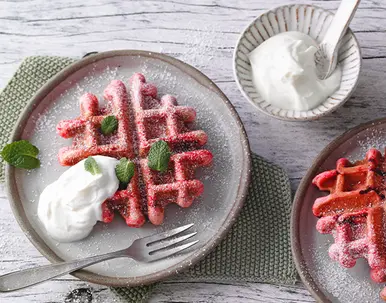 Rote Bete-Quark-Waffeln