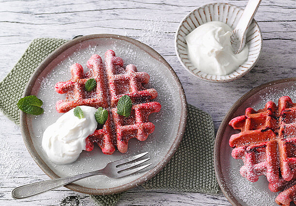 Rote Bete-Quark-Waffeln (Rezept)