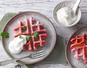 Rote Bete-Quark-Waffeln