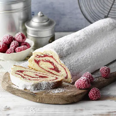 Himbeer-Marzipan-Stollen gebacken nach dem Rezept von SweetFamily