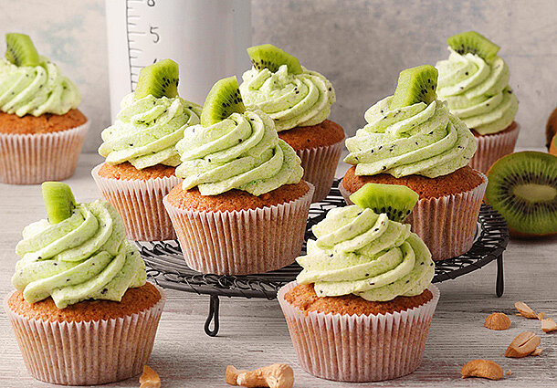 Cashew-Cupcakes mit Kiwi-Frosting