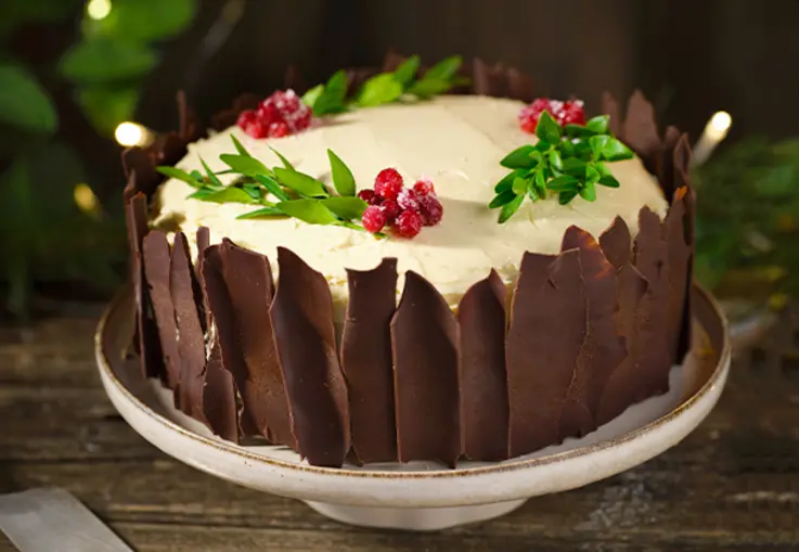 Schoko-Weihnachtstorte mit Karamellfrosting