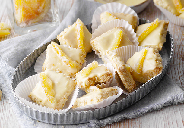 Rezept für Orangen-Mandel-Quadrate | SweetFamily Rezept für Orangen-Mandel-Quadrate | SweetFamily