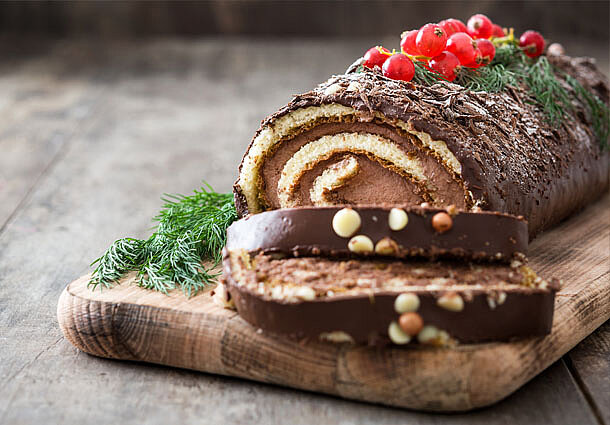 Rezept für Bûche de Noël französische Weihnachtsbiskuitrolle