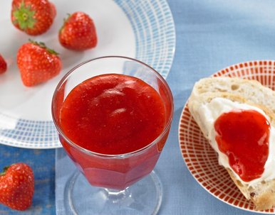Erdbeer-Prosecco-Fruchtaufstrich