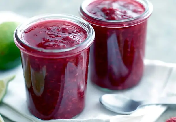 Himbeerkonfitüre mit Ingwer und Limette (Rezept)