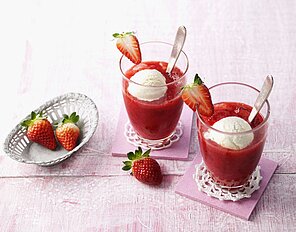 Erdbeer-Smoothie mit Vanilleeis