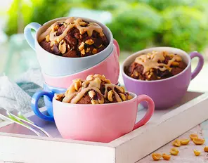 Schoko-Erdnuss-Tassenkuchen