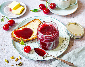 Kirsch-Fruchtaufstrich