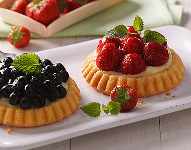 Frische Beeren-Tartelettes mit Vanillecreme