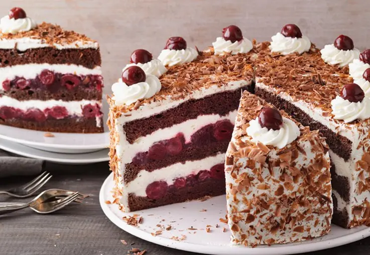 Schwarzwälder Kirschtorte (Rezept)