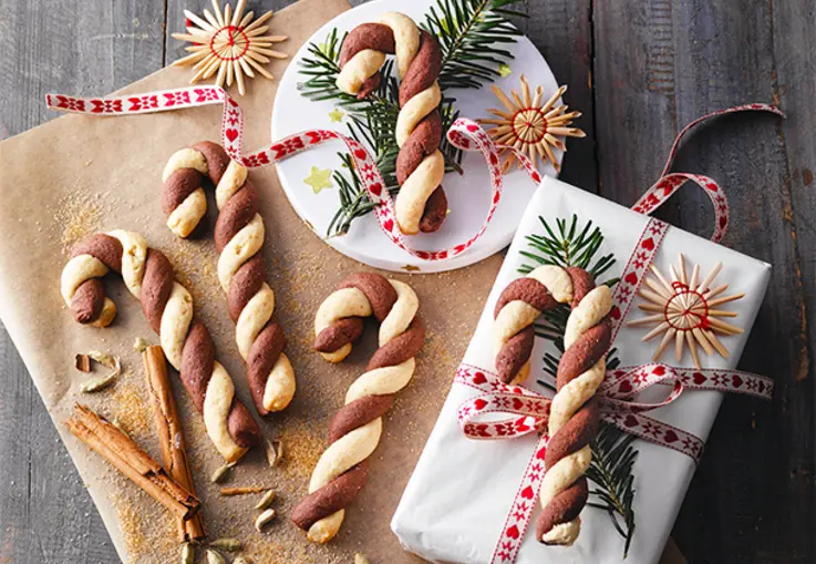 Schwarz-weiße Zuckerstangen