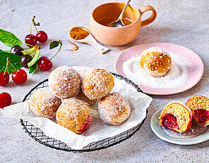 Kirsch-Quarkbällchen