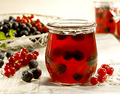 Johannisbeergelee mit Heidelbeeren