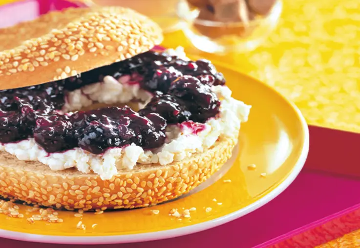 Brombeer-Konfitüre mit Kokos (Rezept)