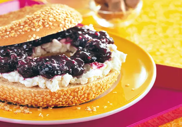 Brombeer-Konfitüre mit Kokos (Rezept)
