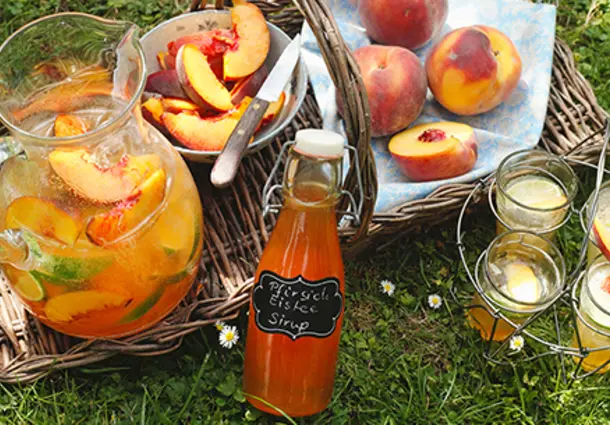 Pfirsich-Eisteesirup mit Limette (Rezept)