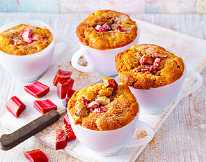 Rhabarber-Marzipan-Tassenkuchen