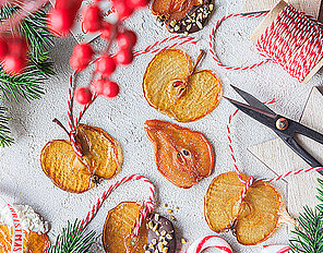 Glasierte Birnen- und Apfelchips