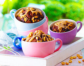 Schoko-Erdnuss-Tassenkuchen