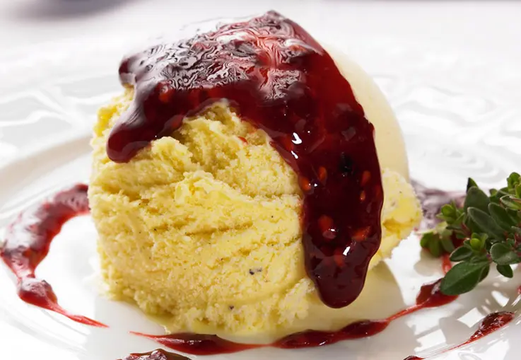 Brombeer-Zitronen-Fruchtaufstrich mit Thymian (Rezept)