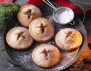 Hand Pies mit Pekannusscreme und Birne