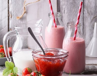 Schneller Erdbeer-Margarita-Shake