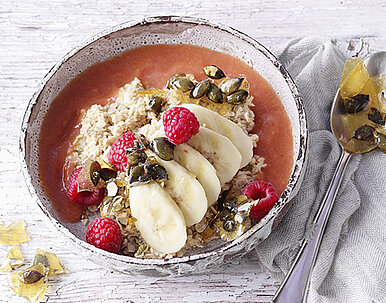 Smoothie-Bowl mit Fruchtmix