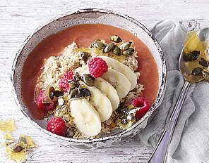 Smoothie-Bowl mit Fruchtmix