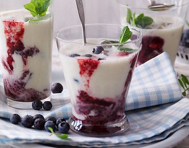 Joghurt-Heidelbeer-Eistee
