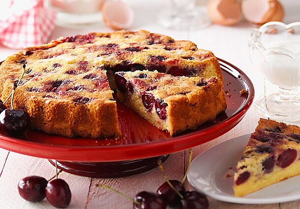 Gestürzter Kirsch-Joghurt-Kuchen (Rezept)