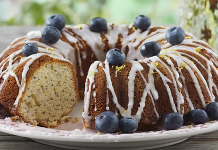 Mohnkuchen mit Zitronenguss (Rezept)