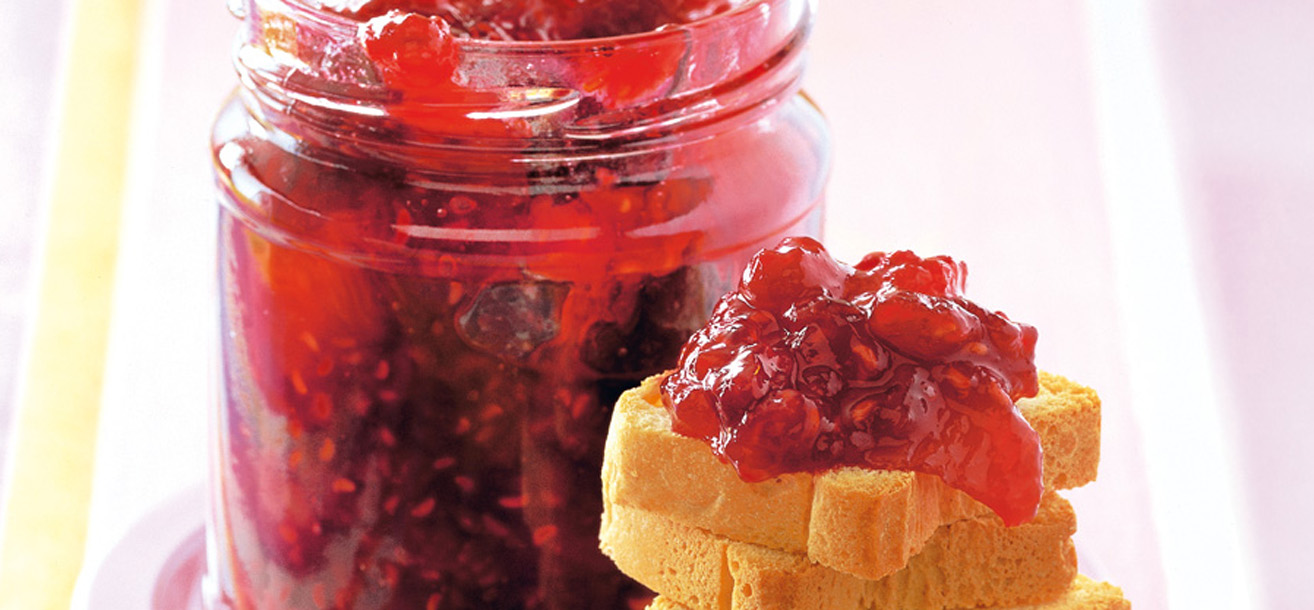 Orangen-Himbeer-Marmelade mit Rotwein - SweetFamily von Nordzucker